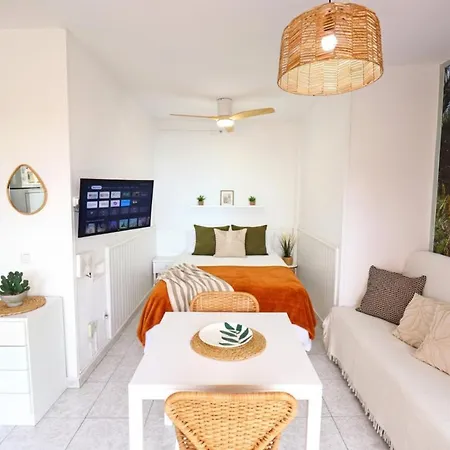 Estudio Con Piscina En Playa Jardín Puerto de la Cruz (Tenerife)