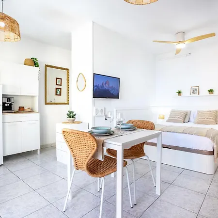 Apartmán Estudio Vistas Al Mar Y Piscina Playa Jardin Puerto de la Cruz (Tenerife)
