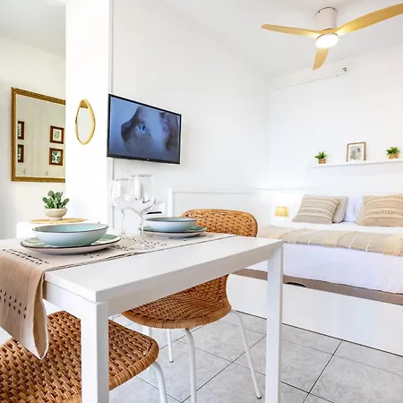 Apartmán Estudio Vistas Al Mar Y Piscina Playa Jardin *